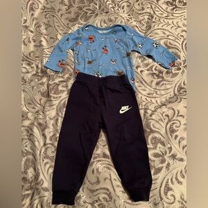 Nike 18 month old long sleeve onesie! Great condition!